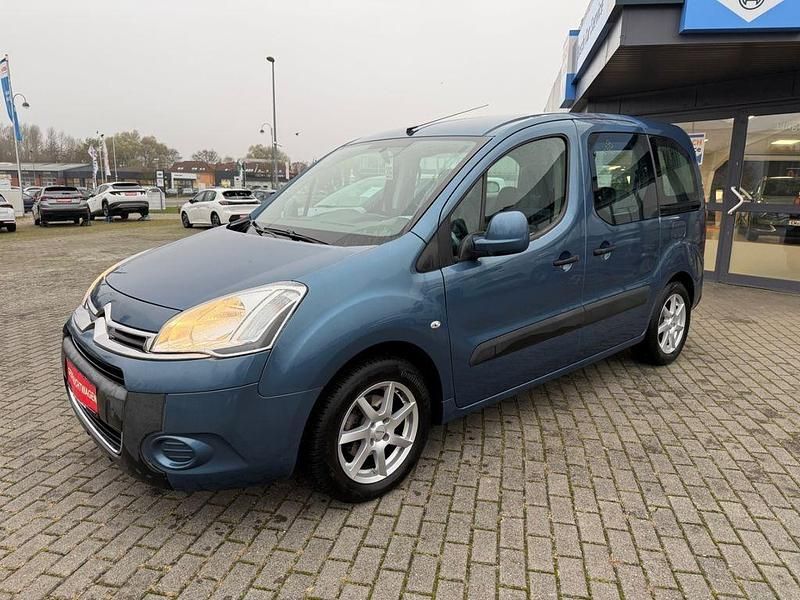 Blau Gebraucht 2014 Citroën Berlingo Tendance Kombi | 11.900 € (Teuer) - Bild 1/4