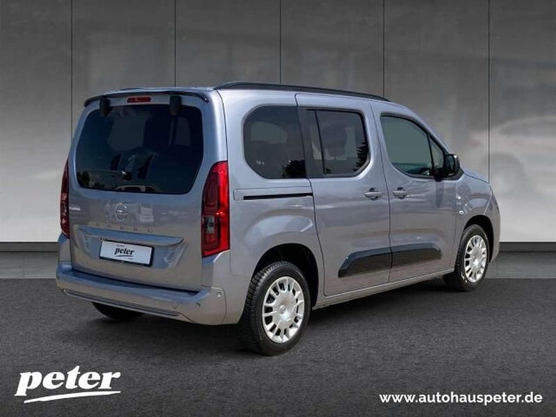 Gebraucht Opel Combo Life 131 PS (96 kW) 2024 Lack grau artense/typ aussenve Van / Kleinbus