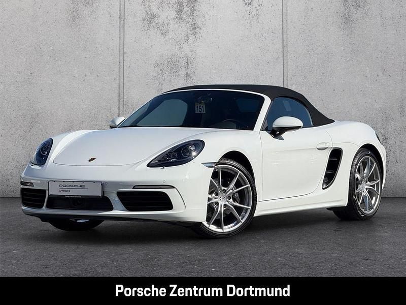 Weiss Gebraucht 2018 Porsche 718 Boxster Cabrio | 57.900 € (Fairer Preis) - Bild 1/4