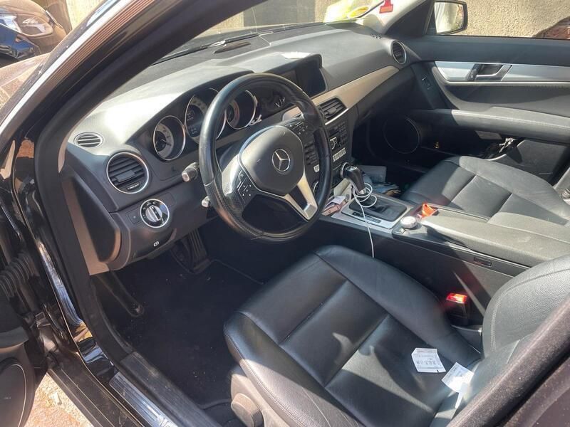 Schwarz Gebraucht 2012 Mercedes C250 Kombi | 7.500 € (Fairer Preis) - Bild 1/4