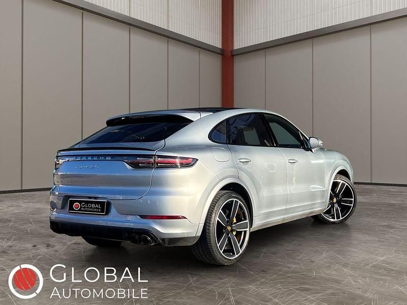 Gebraucht Porsche Cayenne 549 PS (403 kW) 2019 Grau SUV