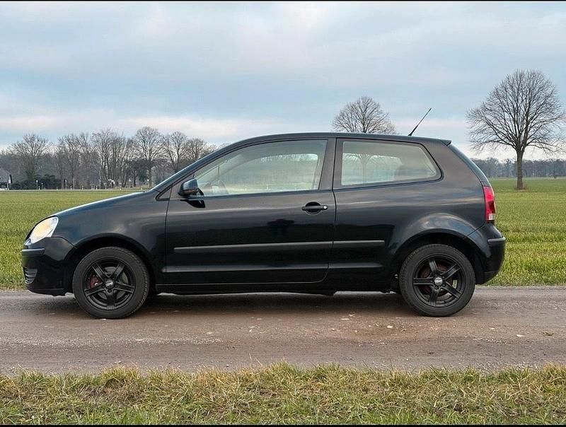 Gebraucht VW Polo 75 PS (55 kW) 2008 Schwarz Kleinwagen
