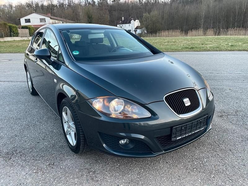 Gebraucht Seat Leon Ecomotive 125 PS (91 kW) 2011 Grau Kleinwagen