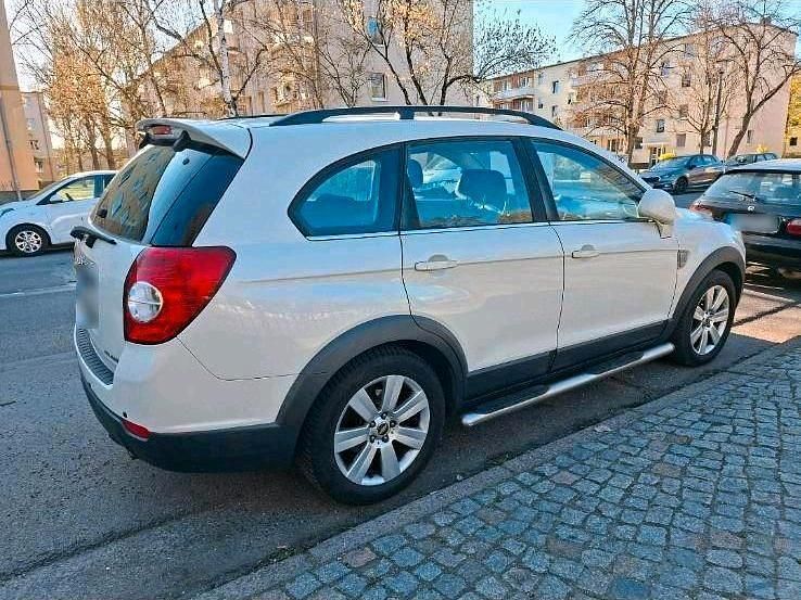 Gebraucht Chevrolet Captiva 134 PS (98 kW) 2010 Weiß SUV