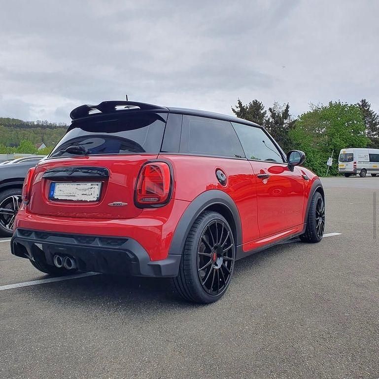 Gebraucht Mini John Cooper Works 231 PS (169 kW) 2021 Rot Kleinwagen