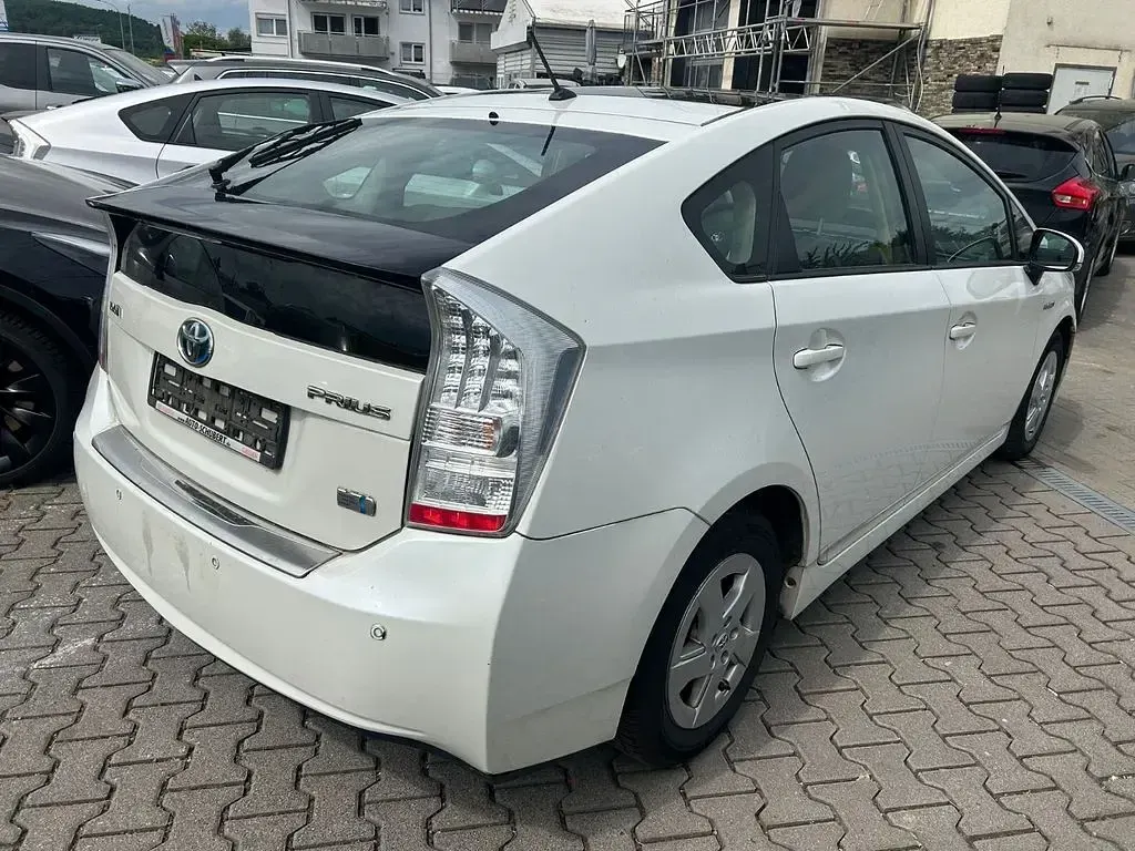 Gebraucht Toyota Prius Executive 99 PS (72 kW) 2009 Weiß Kleinwagen