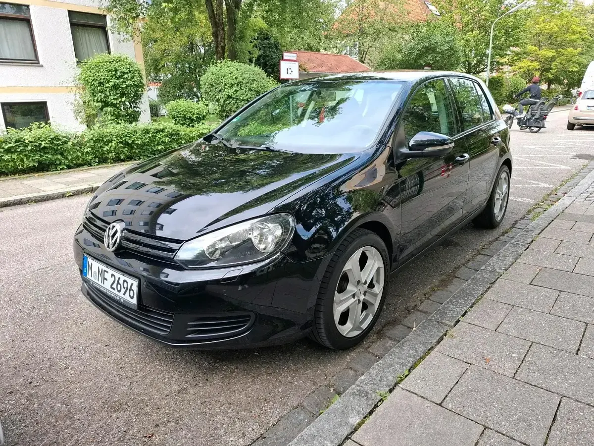 Usata VW Golf VI 105 CV (77 kW) 2009 Nero Utilitaria