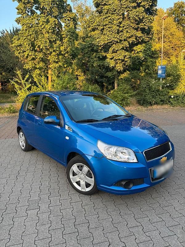 Blau Gebraucht 2010 Chevrolet Aveo Limousine | 2.500 € (Guter Preis) - Bild 1/4
