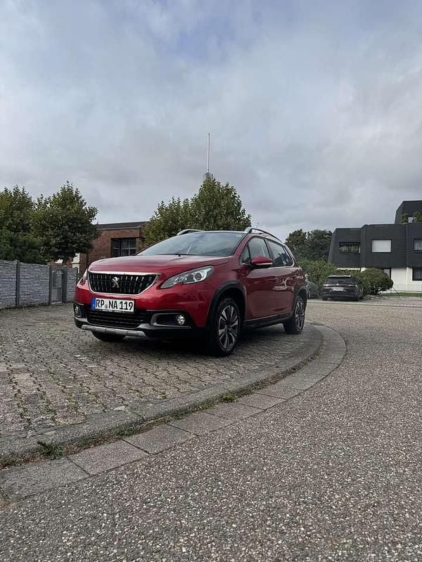 Gebraucht 2016 Peugeot 2008 Allure SUV | 5.750 € (Superpreis) - Bild 1/4