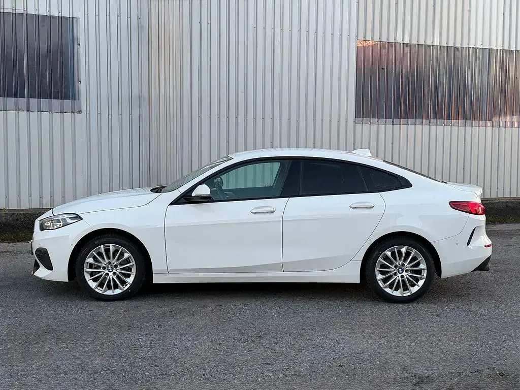Gebraucht BMW 218 Advantage 136 PS (100 kW) 2021 Weiß Coupé