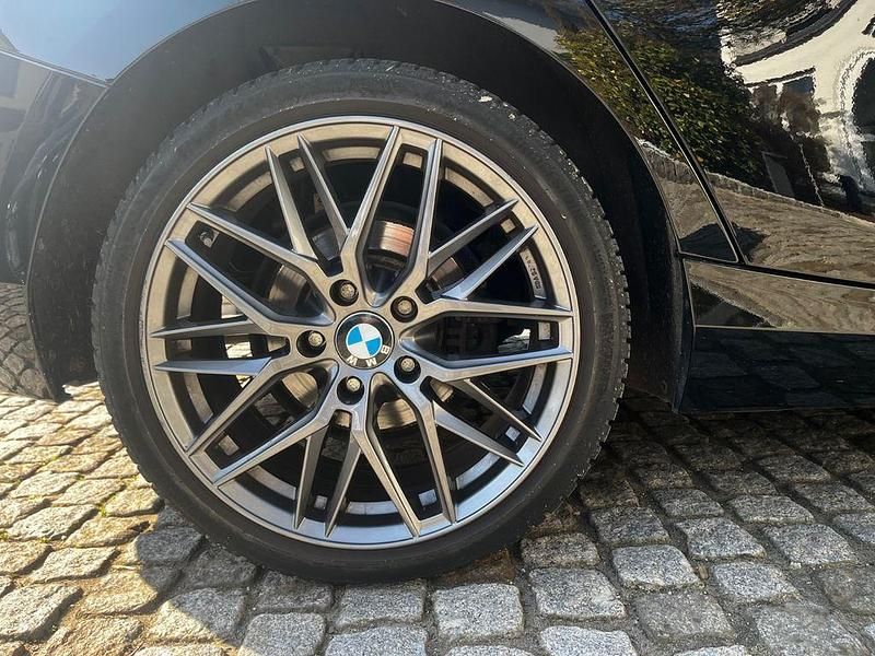 Second-hand BMW 116 109 CP (80 kW) 2018 Negru Hatchback