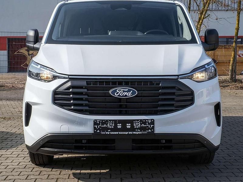 Nouă Ford Transit Custom Trend 170 CP (125 kW) 2026 Alb Monovolum