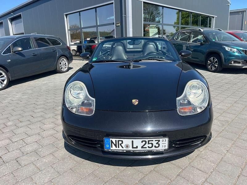Second-hand Porsche Boxster 228 CP (167 kW) 2002 Negru Cabrio