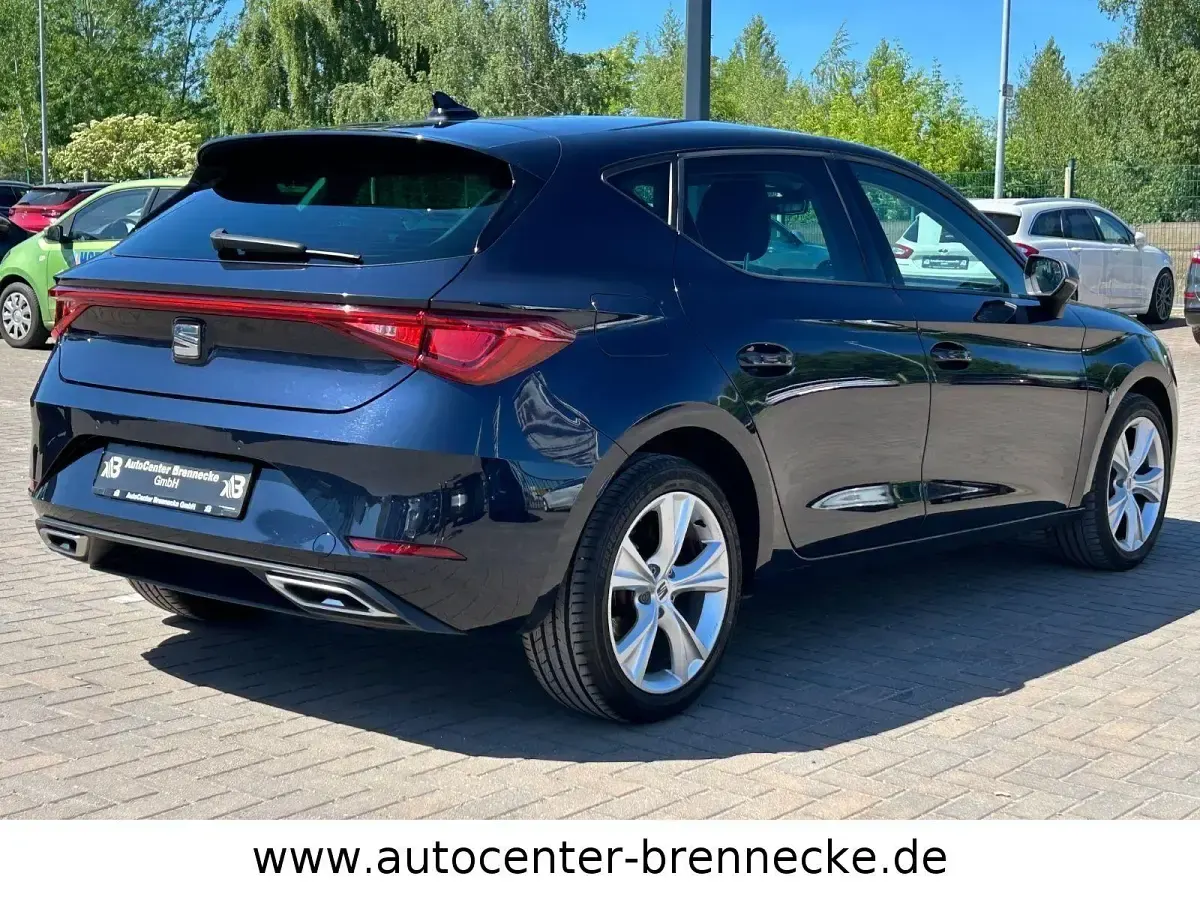 Gebraucht Seat Leon FR 131 PS (96 kW) 2022 Blau Limousine