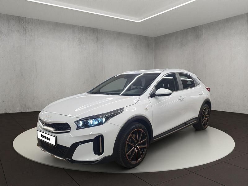 (wd) cararraweiss Gebraucht 2022 Kia XCeed Vision SUV | 20.950 € - Bild 1/4
