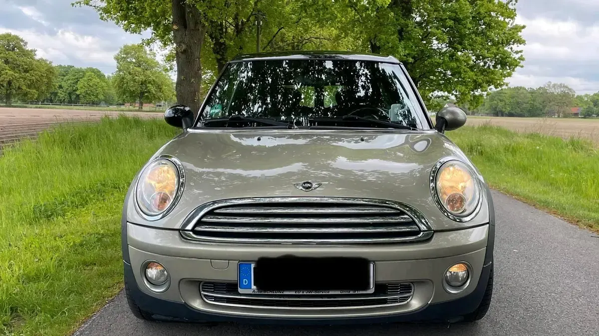 Gebraucht Mini Cooper 120 PS (88 kW) 2009 Gold Kleinwagen