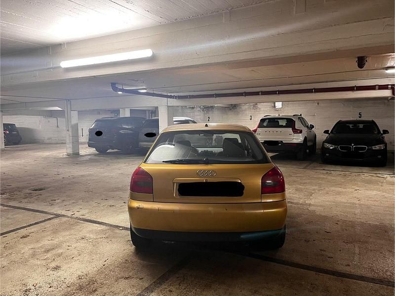 Usata Audi A3 Ambition 101 CV (74 kW) 2000 Oro Utilitaria