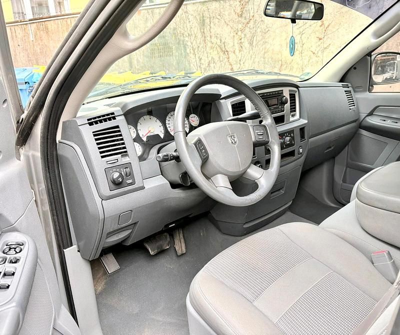 Gebraucht Dodge Magnum 239 PS (175 kW) 2007 Silber SUV