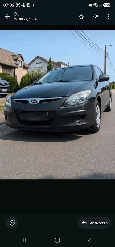 Gebraucht Hyundai i30 108 PS (79 kW) 2009 Schwarz Kombi