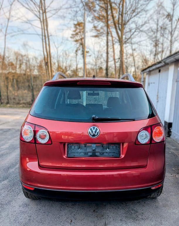Gebraucht VW Golf Plus Cross 140 PS (102 kW) 2008 Rot Van / Kleinbus