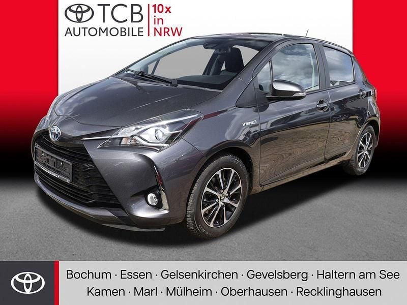 Grau Gebraucht 2018 Toyota Yaris Kleinwagen | 14.489 € (Fairer Preis) - Bild 1/4