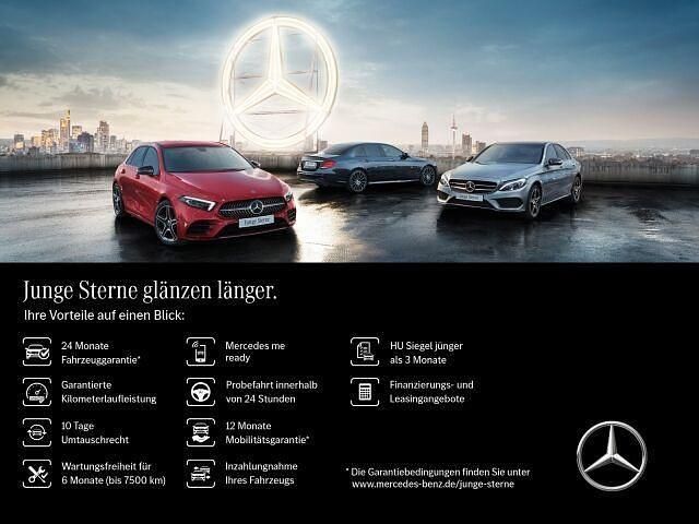 Weiß Gebraucht 2023 Mercedes GLC300e AMG line SUV | 59.850 € - Bild 1/1