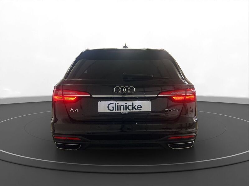 Gebraucht Audi A4 Design 163 PS (119 kW) 2022 Schwarz Kombi