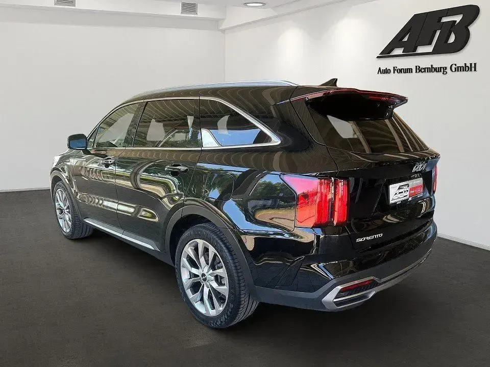 Gebraucht Kia Sorento Premium 193 PS (141 kW) 2023 Schwarz SUV
