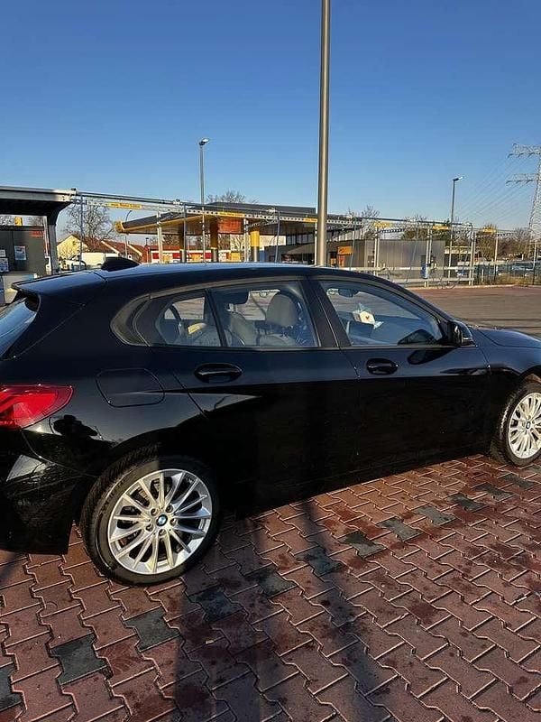 Gebraucht BMW 118 Advantage 136 PS (100 kW) 2023 Kleinwagen