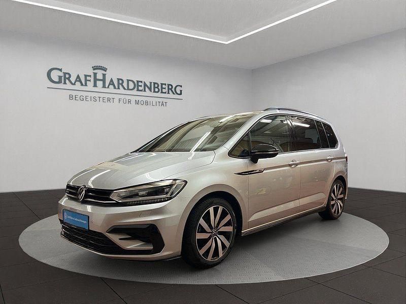 Silber Gebraucht 2022 VW Touran Highline Van / Kleinbus | 26.960 € (Fairer Preis) - Bild 1/4