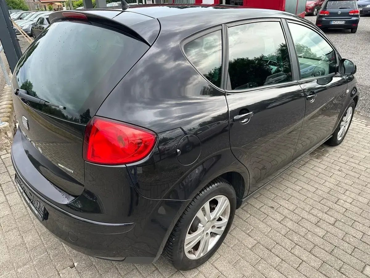 Gebraucht Seat Altea Ecomotive 105 PS (77 kW) 2010 Schwarz Limousine