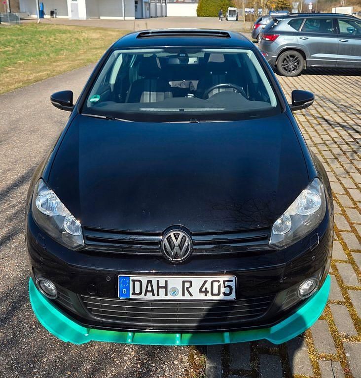 Gebraucht VW Golf VII Match 105 PS (77 kW) 2012 Schwarz Limousine