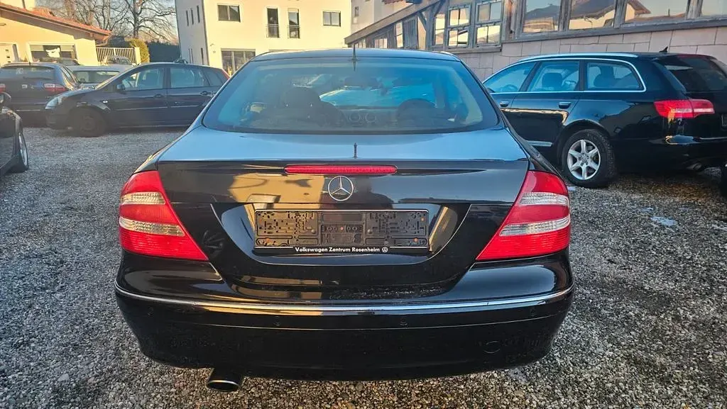 Gebraucht Mercedes CLK320 Elegance 218 PS (160 kW) 2003 Schwarz Coupé