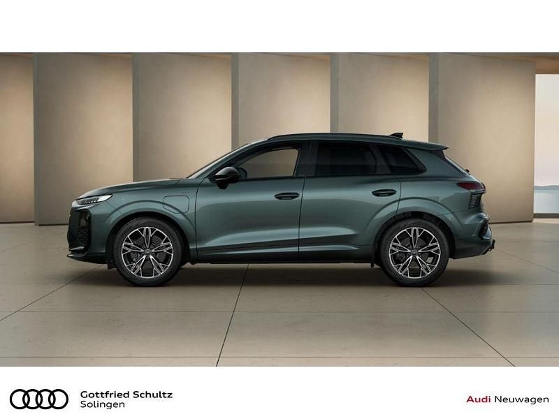 Neu Audi Q3 S-Line 272 PS (200 kW) 2026 Grau SUV