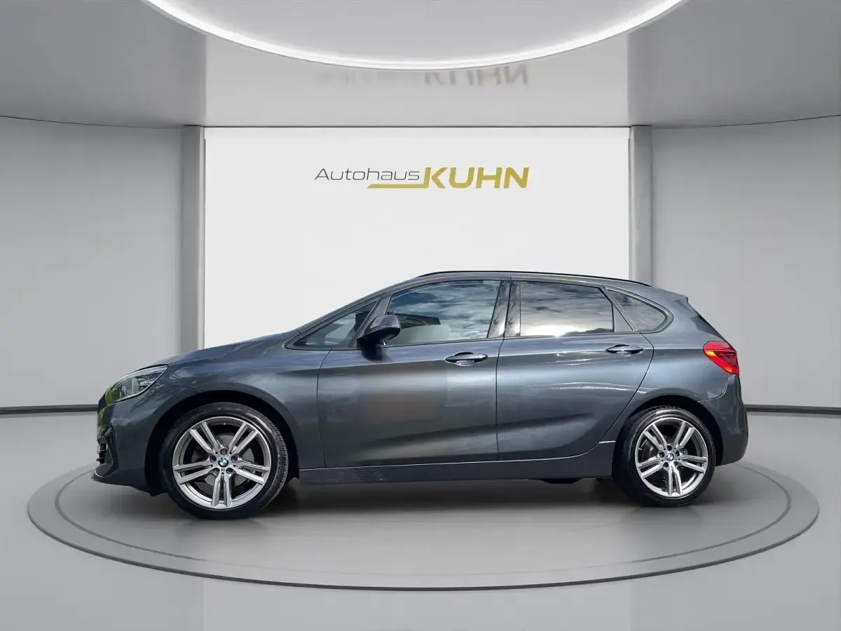 Gebraucht BMW 218 Active Tourer Performance 140 PS (102 kW) 2019 Grau Van / Kleinbus