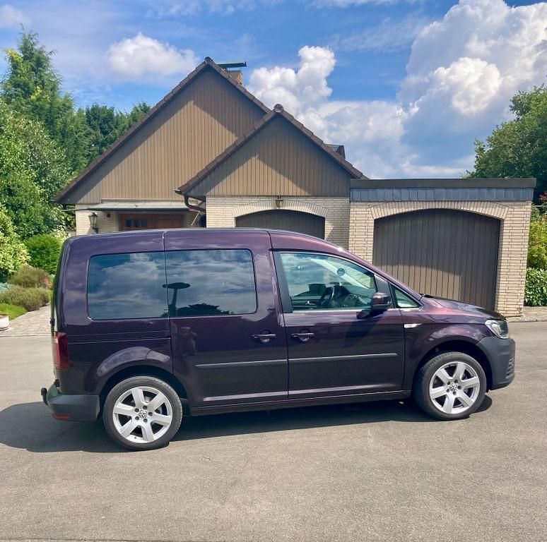 Violet Gebraucht 2016 VW Caddy Van / Kleinbus | 15.450 € (Fairer Preis) - Bild 1/4