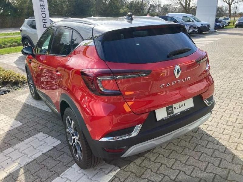 Gebraucht Renault Captur Techno 140 PS (102 kW) 2023 Dezirrot/blackpearlschwarz SUV