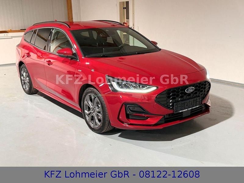 Neu Ford Focus ST-Line X 155 PS (114 kW) 2025 Rot Limousine