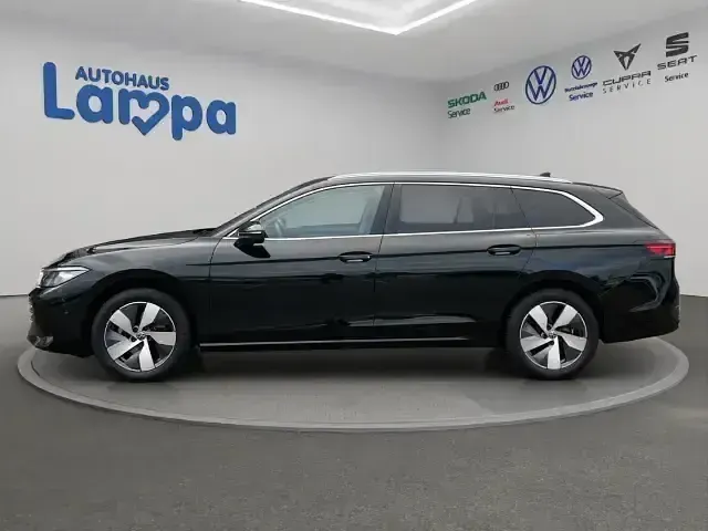 Gebraucht VW Passat Business 150 PS (110 kW) 2024 Schwarz Kombi