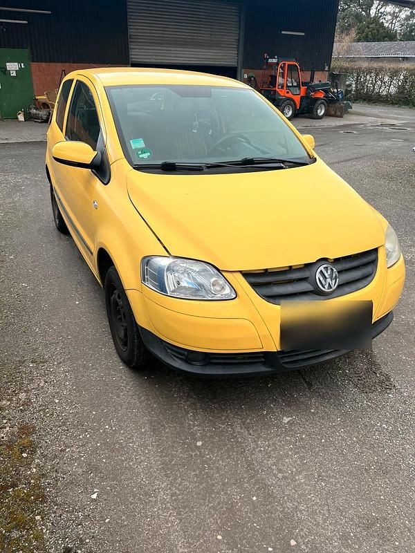 Usata VW Fox 55 CV (40 kW) 2006 Giallo Utilitaria