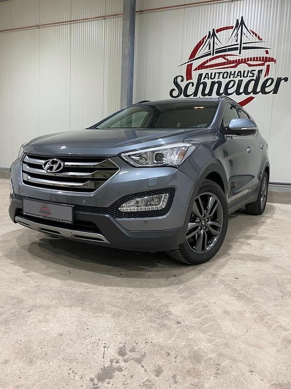 Grau Gebraucht 2015 Hyundai Santa Fe Premium SUV | 15.980 € (Fairer Preis) - Bild 1/4