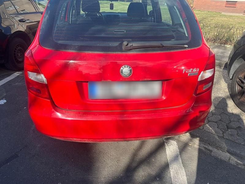 Gebraucht Skoda Fabia 86 PS (63 kW) 2010 Rot Kombi