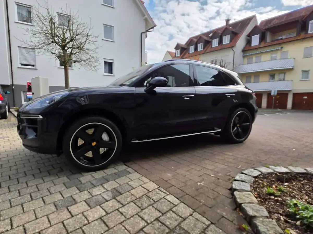 Gebraucht Porsche Macan Turbo 441 PS (324 kW) 2019 Schwarz SUV