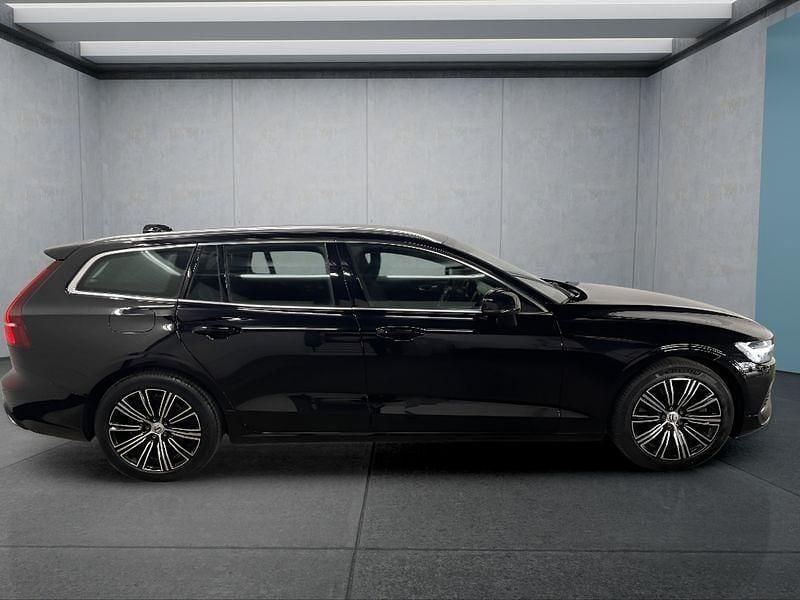 Gebraucht Volvo V60 253 PS (186 kW) 2021 Kombi