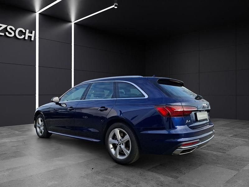 Gebraucht Audi A4 Advanced 190 PS (139 kW) 2020 Navarrablau metallic Kombi
