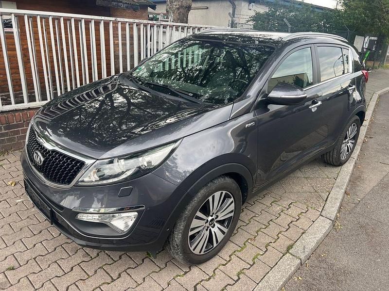 Grau Gebraucht 2016 Kia Sportage Platinum Edition SUV | 9.500 € (Superpreis) - Bild 1/4
