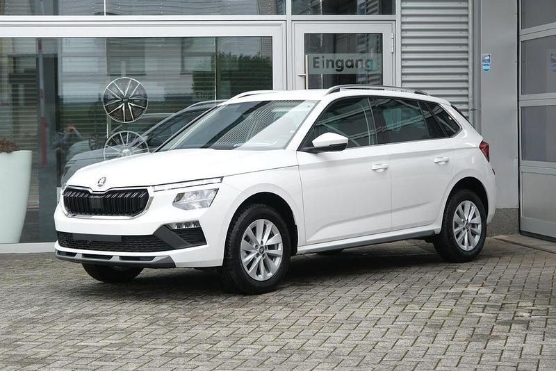 Weiß Neu 2025 Skoda Kamiq Selection SUV | 23.690 € (Guter Preis) - Bild 1/4