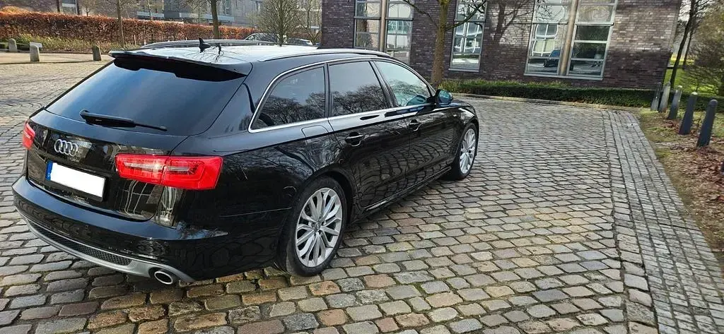 Gebraucht Audi A6 Sport 204 PS (150 kW) 2013 Schwarz Kombi
