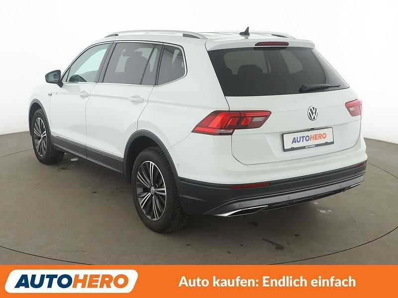 Gebraucht VW Tiguan Allspace Comfortline 150 PS (110 kW) 2019 Weiß SUV