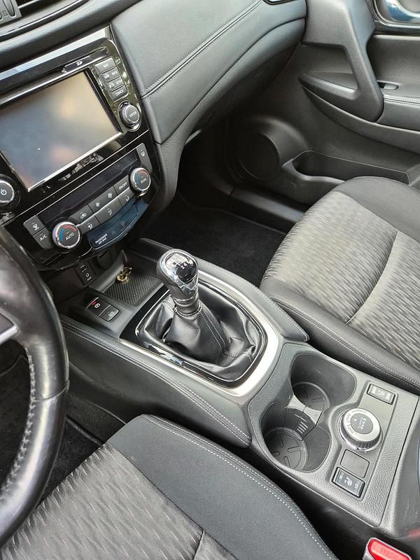 Gebraucht Nissan X-Trail N-Connecta 150 PS (110 kW) 2019 Grau SUV